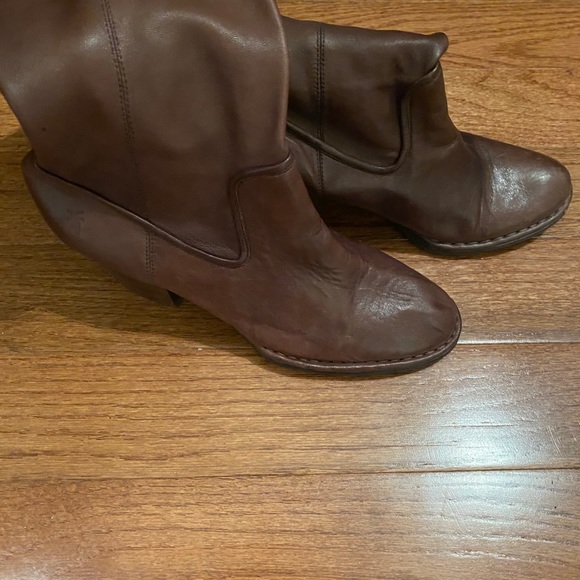frye boots stretch